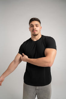 BULLDOG TEE