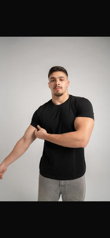 BULLDOG TEE